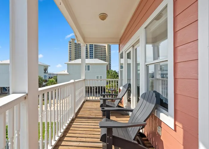 Dog Friendly 3 Bedroom House - Lagoon Front Neighborhood - Free Daily Activities Apartment Gulf Shores