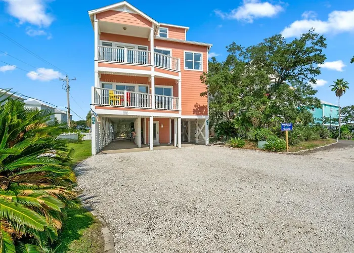 Apartment Dog Friendly 3 Bedroom House - Lagoon Front Neighborhood - Free Daily Activities