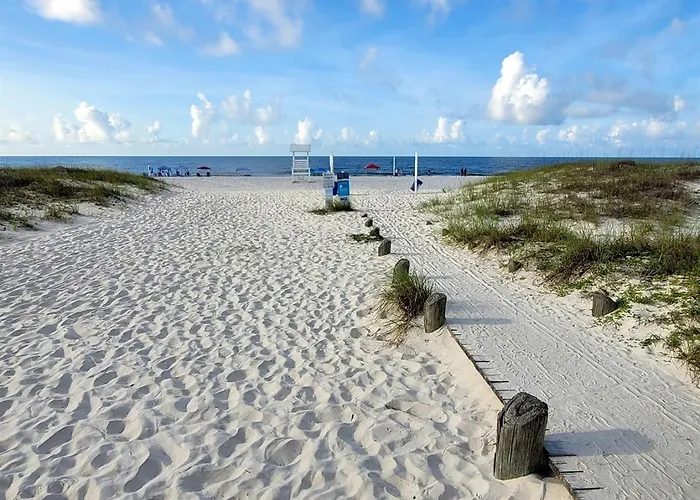 Apartment Dog Friendly 3 Bedroom House - Lagoon Front Neighborhood - Free Daily Activities Gulf Shores